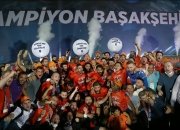 爱游戏官网-热血激荡！国际比赛赛场上全力拼搏的简单介绍