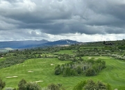 爱游戏官方-顶级俱乐部全力备战，球场上演精彩对抗的简单介绍