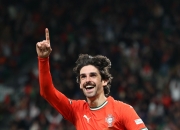 爱游戏在线-比利时队成功晋级欧国联半决赛，实力强劲