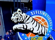 爱游戏娱乐-关于篮球职业赛事中一支实力强劲的球队连胜不断的信息