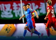 爱游戏官网-关于上海上港客场胜江苏苏宁取三连胜紧追前两的信息