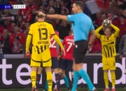 爱游戏官方-多特蒙德客场难挽颓势，连续两场失利球队不佳