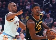 爱游戏官方入口-勇士连胜结束，不敌开拓者