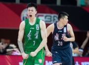 爱游戏APP-快船碾压76人，张镇麟高光表现