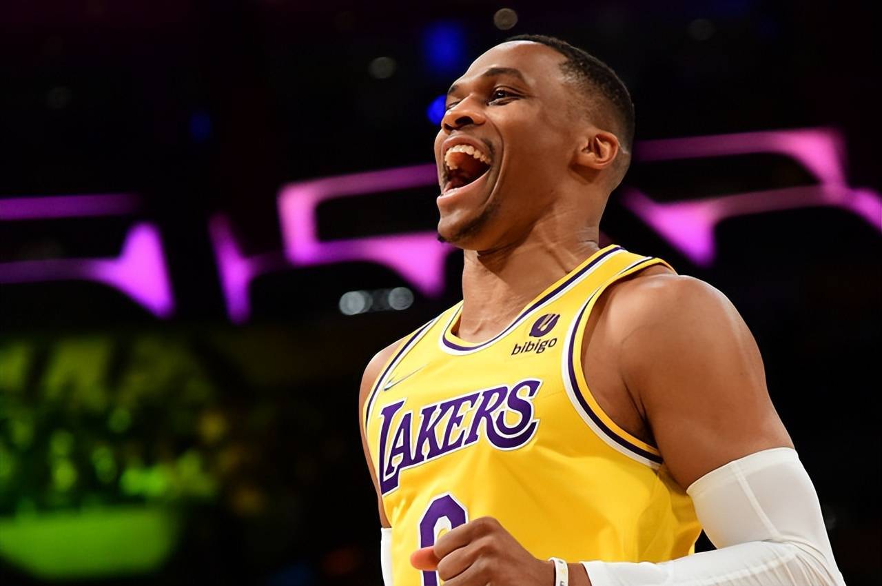 不候!弗赖堡球队决意夺回三分,向冠军发起冲击的简单介绍 不候!弗赖堡球队决意夺回三分,向冠军发起冲击的简单介绍