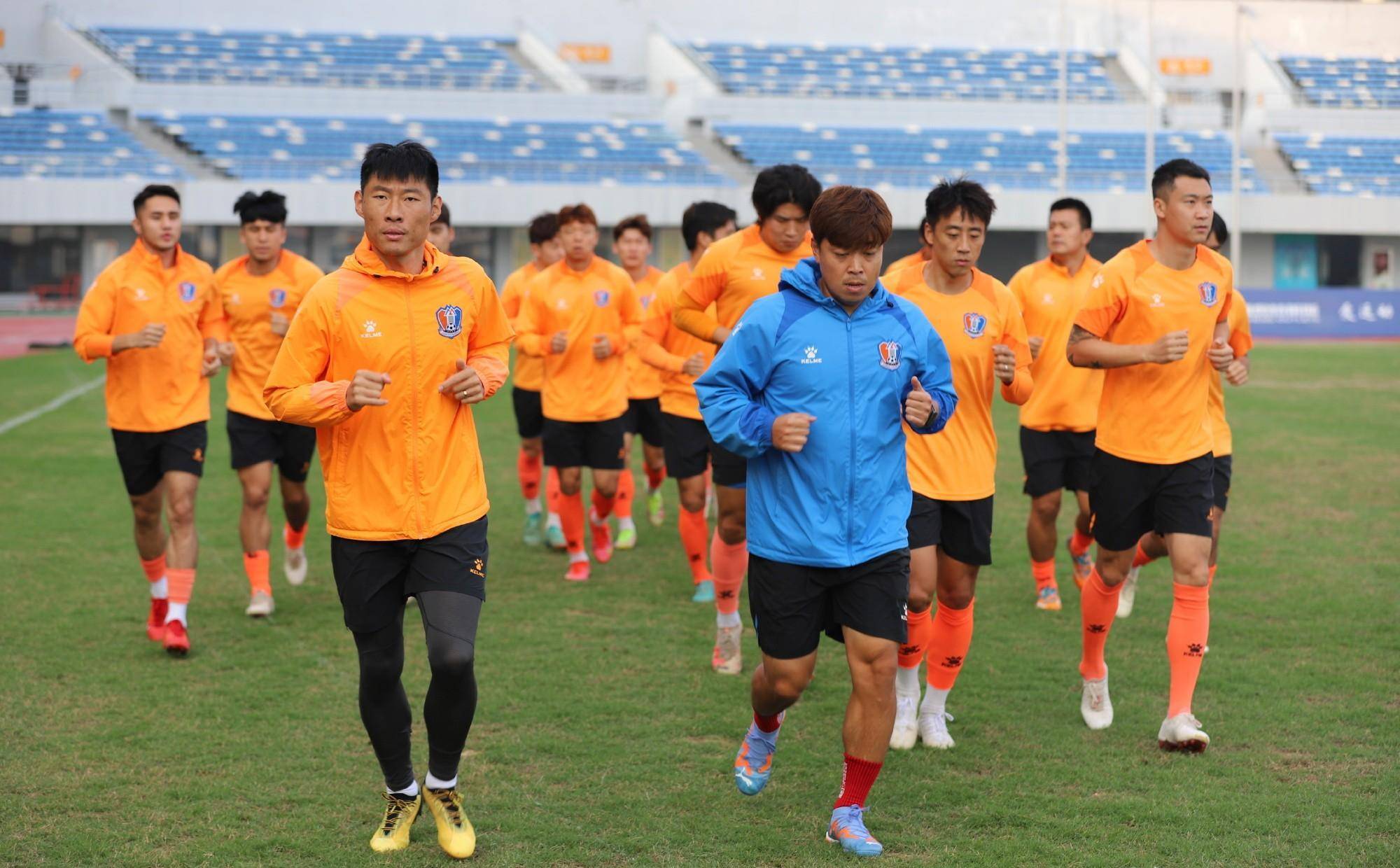 新加入的球队引发热议,将为联赛增添更多看点 新加入的球队引发热议,将为联赛增添更多看点