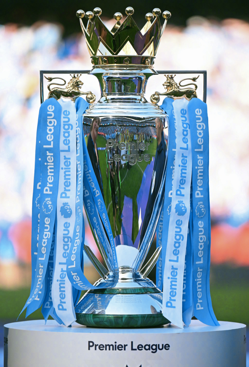 曼城紧随其后,英超冠军希望膨胀 曼城紧随其后,英超冠军希望膨胀