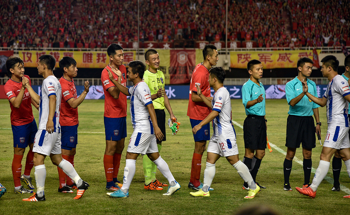 激情碰撞,场上风云再起,胜负一线的简单介绍 激情碰撞,场上风云再起,胜负一线的简单介绍