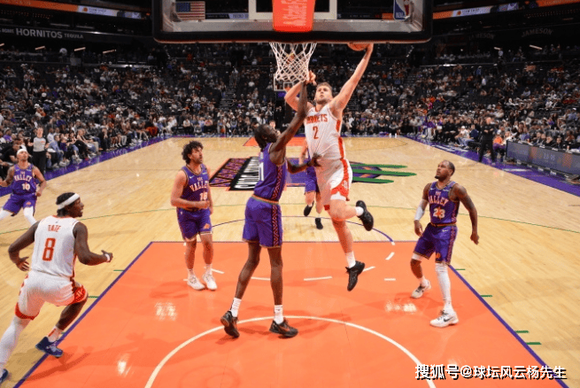 火箭在客场大胜尼克斯,豪取连胜 火箭在客场大胜尼克斯,豪取连胜