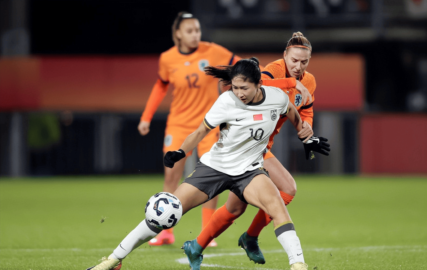 关于女足国家队备战决赛,精益求精备战的信息 关于女足国家队备战决赛,精益求精备战的信息