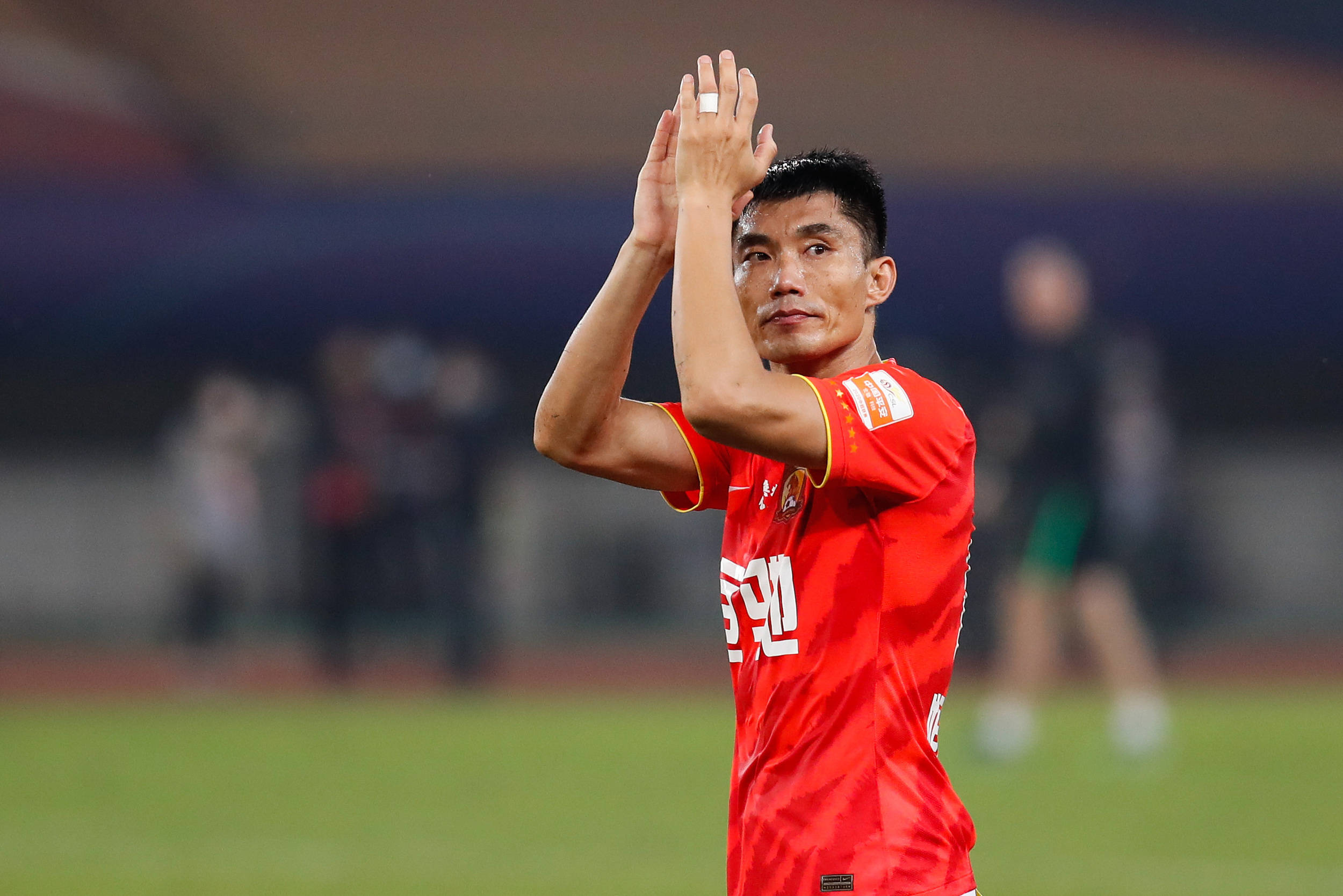 包含恒大斗重庆,胜负与否全取决于全队的拼搏的词条 包含恒大斗重庆,胜负与否全取决于全队的拼搏的词条