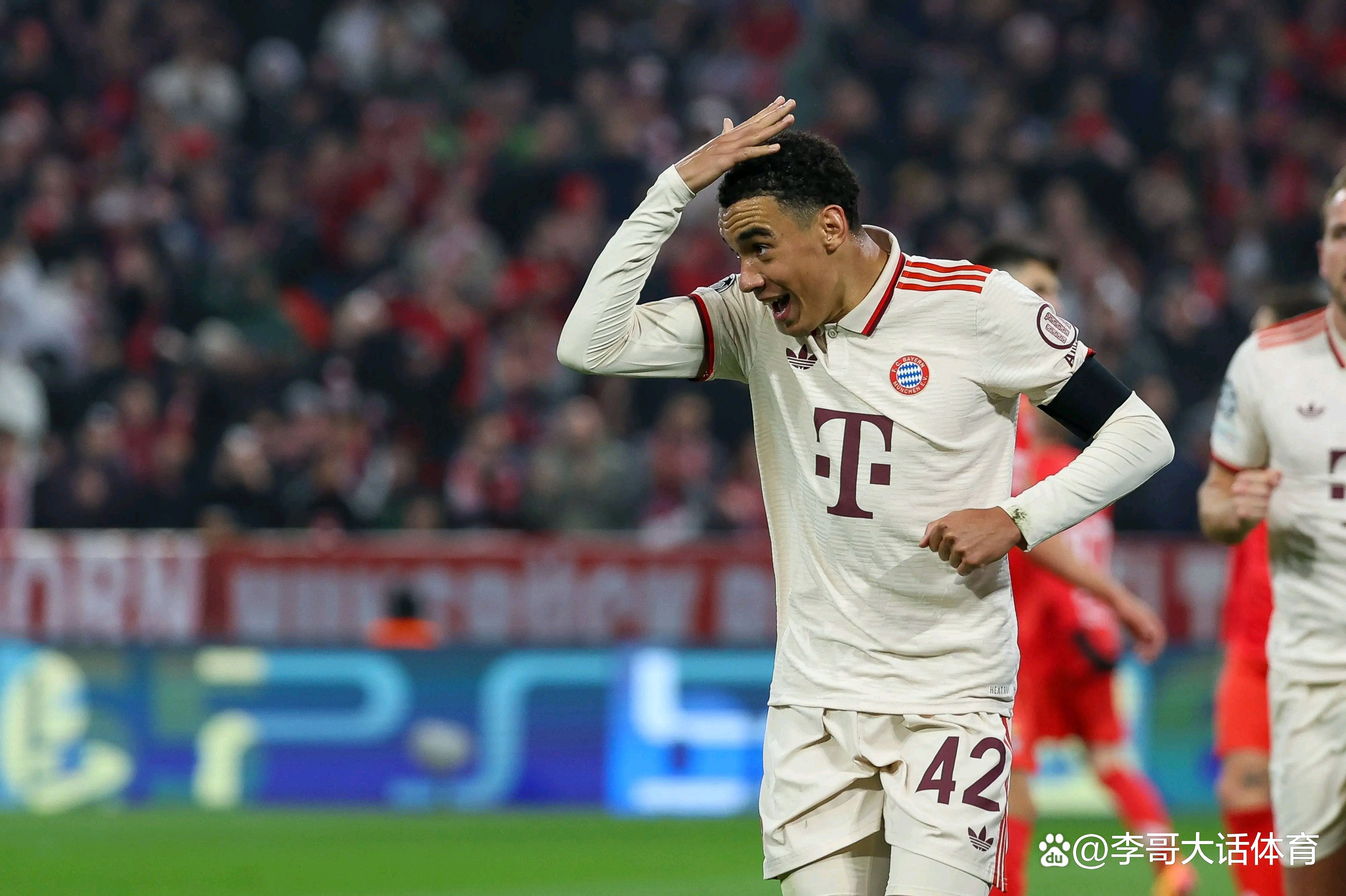 包含穆勒梅开二度,拜仁-大胜比利亚雷亚尔晋级!的词条 包含穆勒梅开二度,拜仁-大胜比利亚雷亚尔晋级!的词条