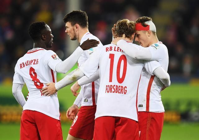 包含沃尔夫斯堡惨遭逆转,遭遇两连败的词条 包含沃尔夫斯堡惨遭逆转,遭遇两连败的词条