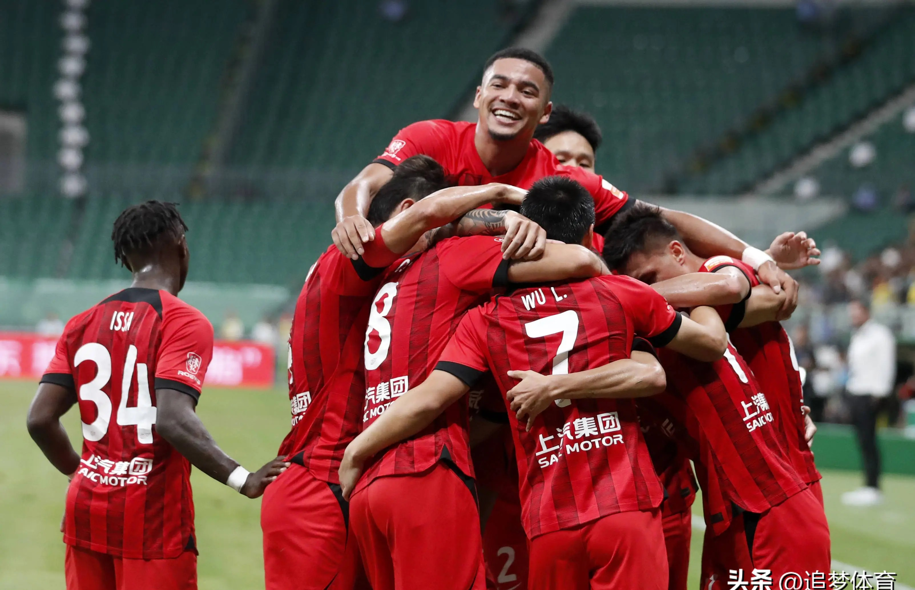 亚冠比赛现场火爆,球迷热情高涨的简单介绍 亚冠比赛现场火爆,球迷热情高涨的简单介绍