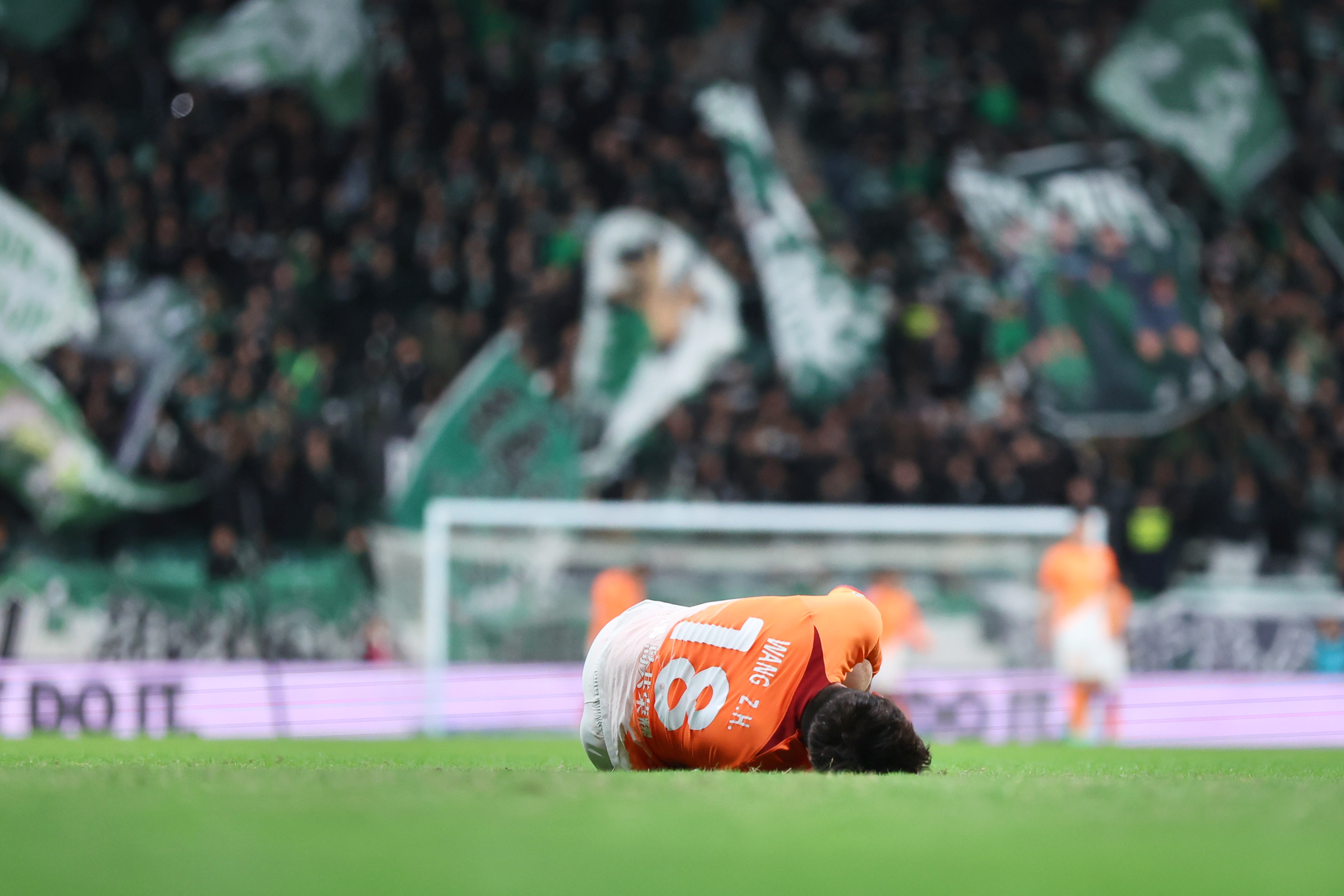 关于天津天海客场不敌青岛黄海,遭遇败绩的信息 关于天津天海客场不敌青岛黄海,遭遇败绩的信息