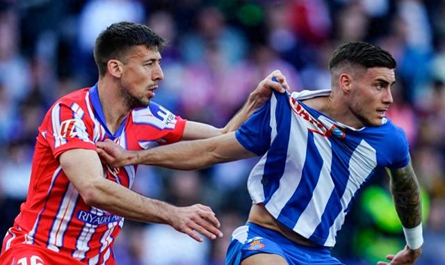 西班牙人主场惊险巨败,降级危机加重的简单介绍 西班牙人主场惊险巨败,降级危机加重的简单介绍