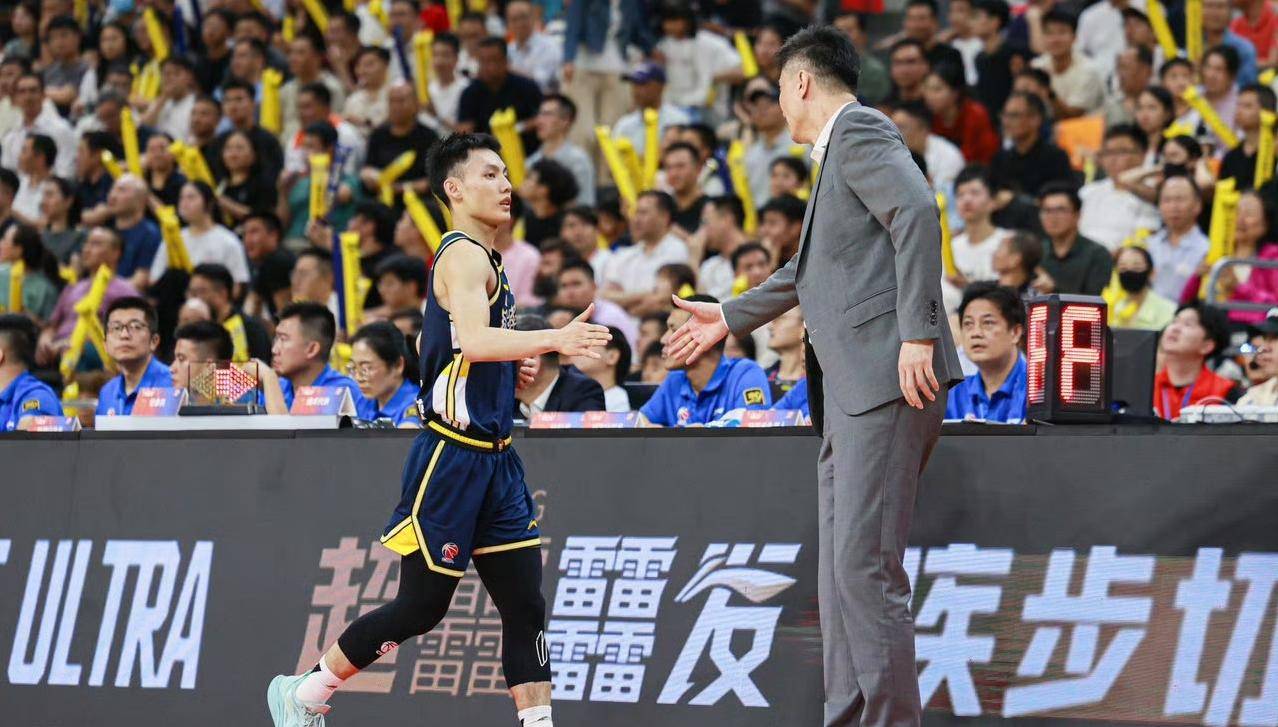 广东队大胜对手,积极备战下一场比赛的简单介绍 广东队大胜对手,积极备战下一场比赛的简单介绍