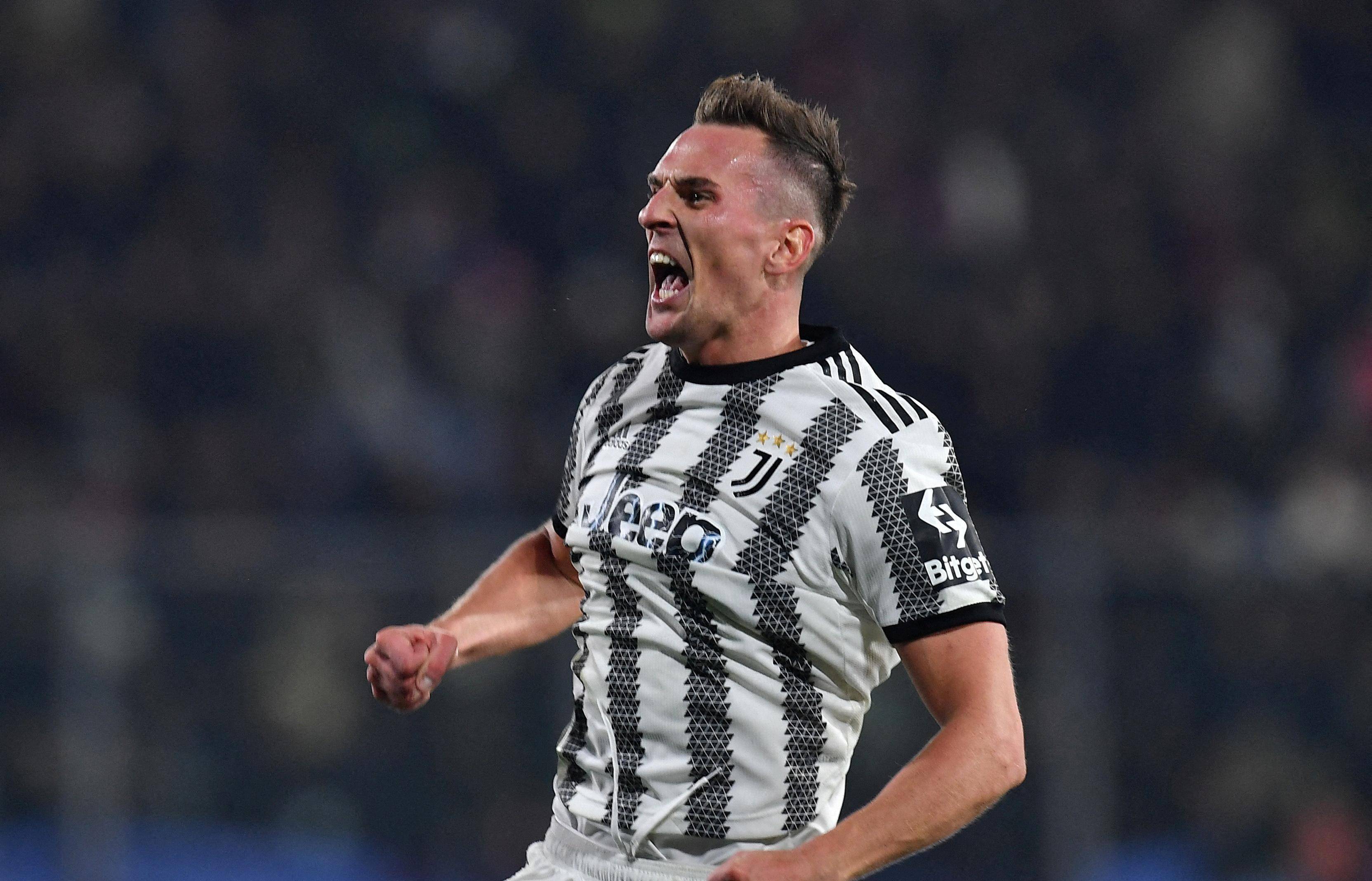 包含尤文图斯队员集体伤退,备战受挫的词条 包含尤文图斯队员集体伤退,备战受挫的词条