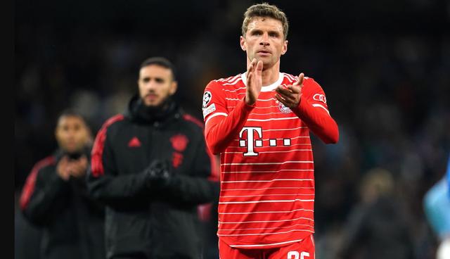 拜仁慕尼黑老将教导年轻队友战术精髓的简单介绍 拜仁慕尼黑老将教导年轻队友战术精髓的简单介绍