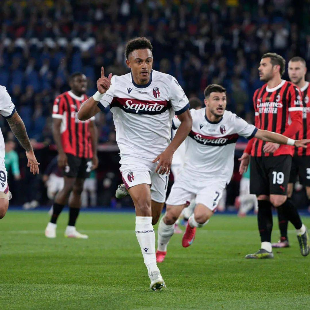 AC米兰绝杀比萨罗,保持不败纪录 AC米兰绝杀比萨罗,保持不败纪录