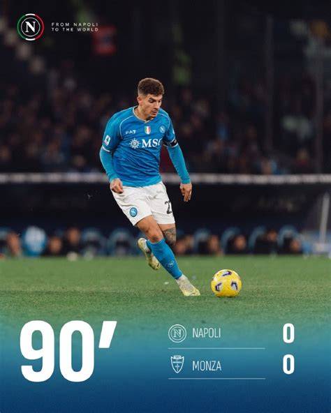 那不勒斯取得一场胜利,全队士气高涨 那不勒斯取得一场胜利,全队士气高涨