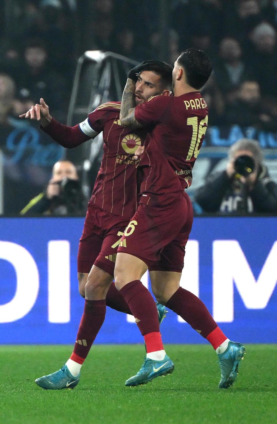 意大利足球甲级联赛强队竞技场兴奋的简单介绍