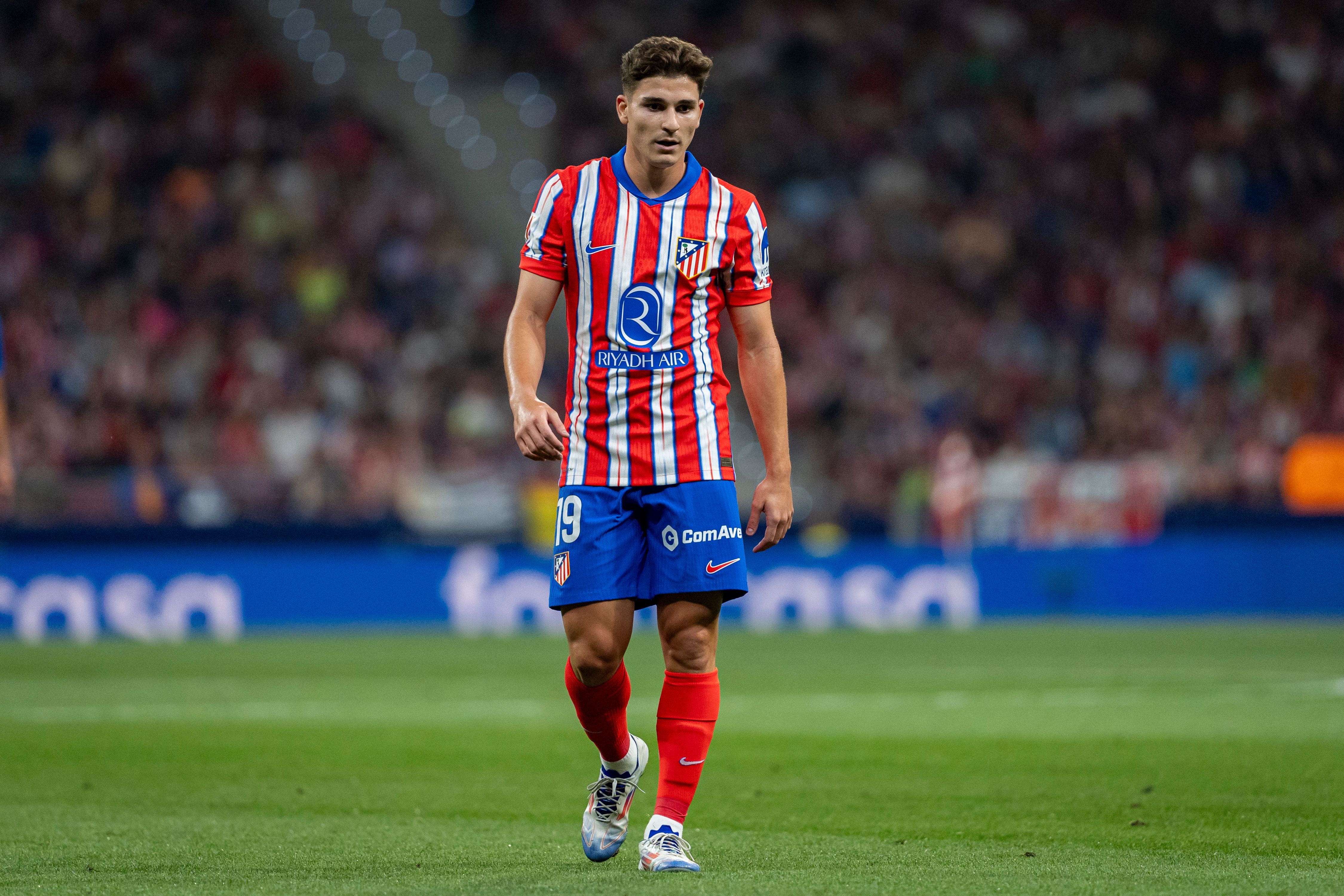 包含阿尔瓦雷斯梅开二度，南特客场逆转击败里尔的词条