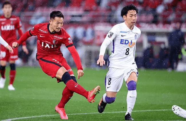 球队连胜纪录继续,士气高昂备战决赛的简单介绍 球队连胜纪录继续,士气高昂备战决赛的简单介绍