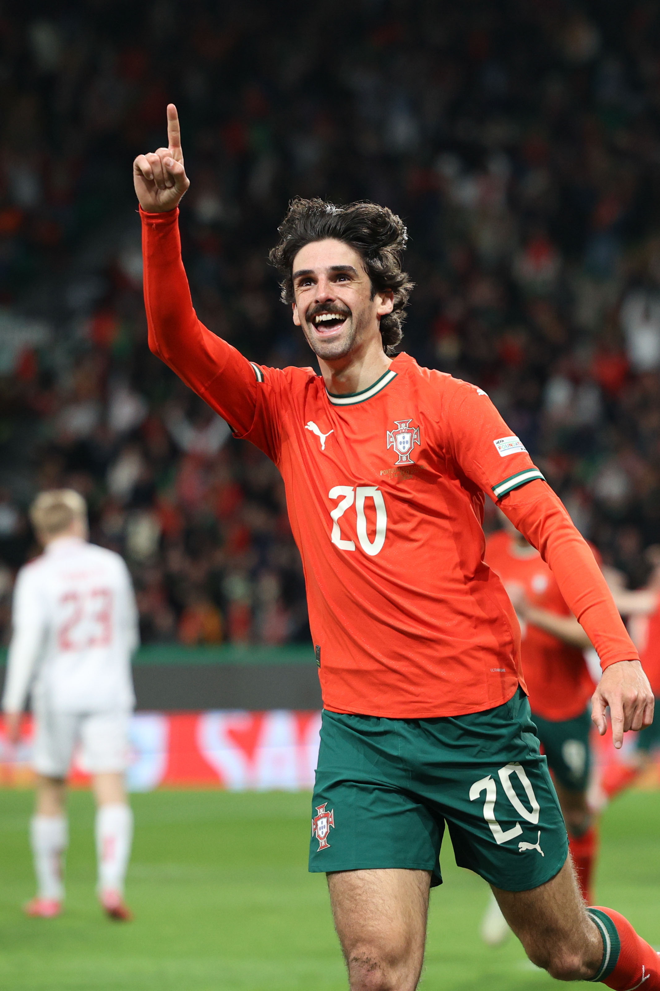 比利时队成功晋级欧国联半决赛,实力强劲 比利时队成功晋级欧国联半决赛,实力强劲