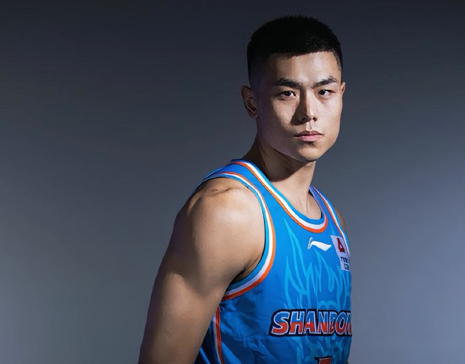 尼姆再次惨败,球员表现低迷失去竞争力 尼姆再次惨败,球员表现低迷失去竞争力