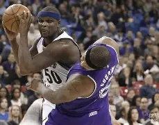 包含兰多夫困住篮框布拉德利-比尔抽筋,最后关头砍下致胜三分的词条 包含兰多夫困住篮框布拉德利-比尔抽筋,最后关头砍下致胜三分的词条