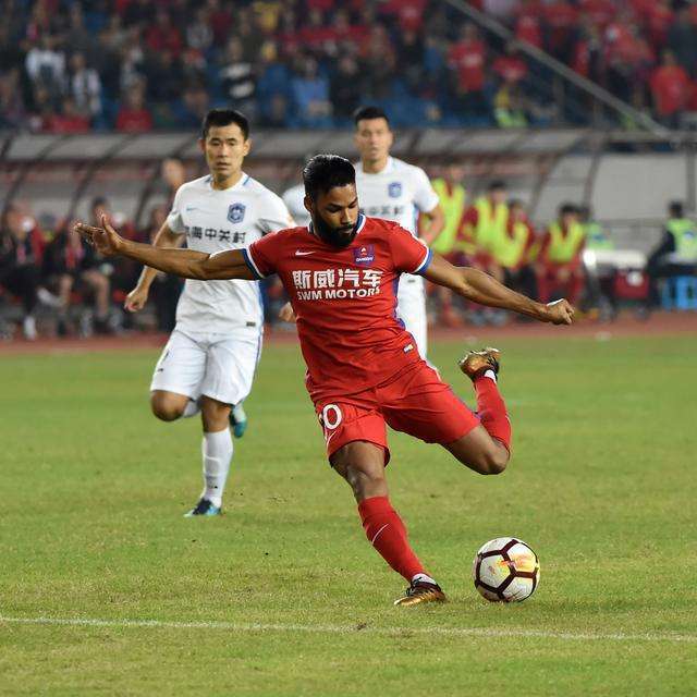 包含天津泰达主场战平重庆斯威,战绩依旧一般的词条 包含天津泰达主场战平重庆斯威,战绩依旧一般的词条