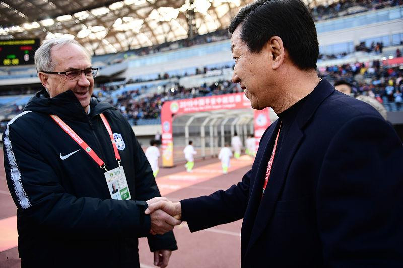 包含大连一方终结连败,拦住保级对手步伐的词条 包含大连一方终结连败,拦住保级对手步伐的词条