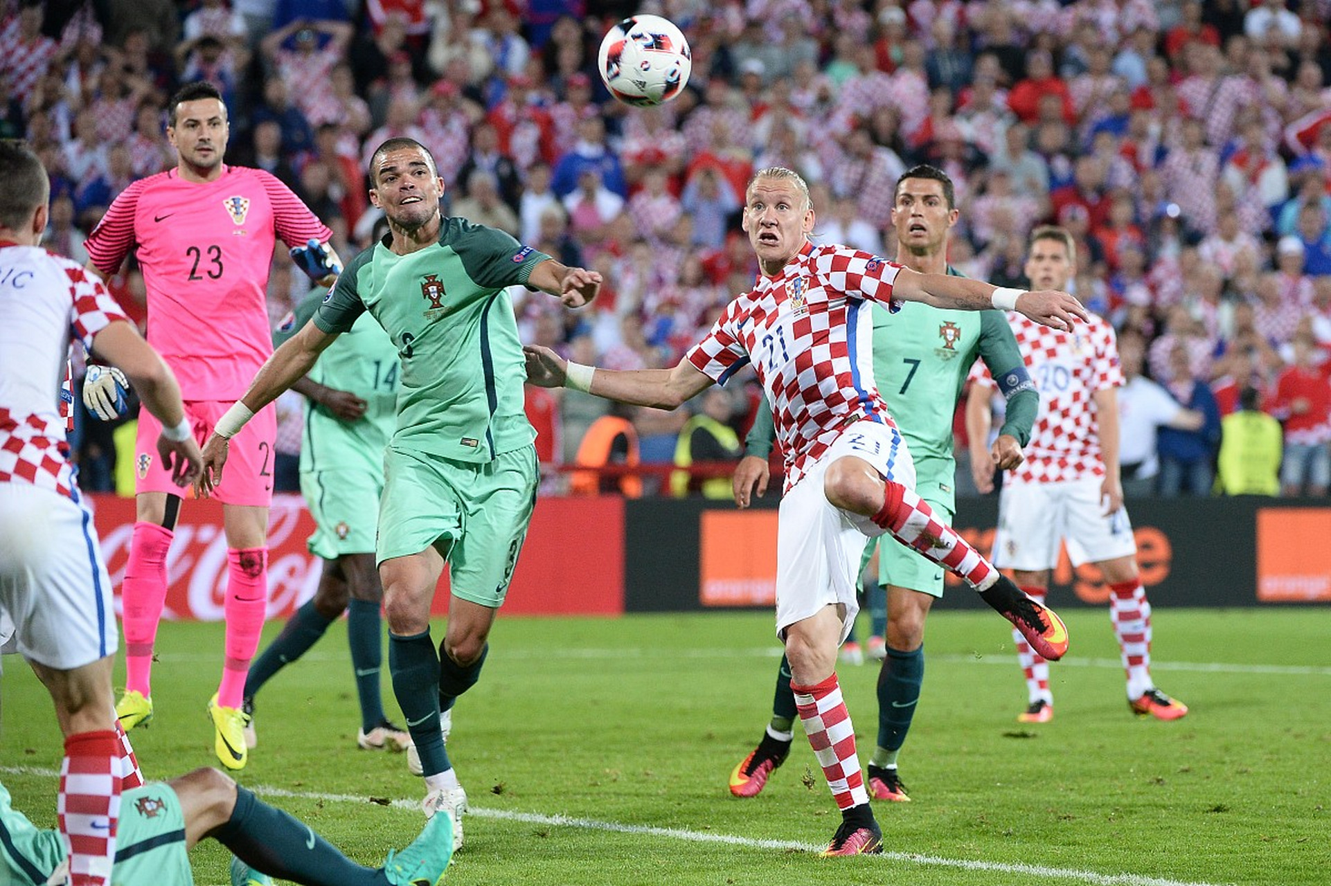 包含波兰连胜匈牙利,锁定欧预赛分组第一的词条 包含波兰连胜匈牙利,锁定欧预赛分组第一的词条