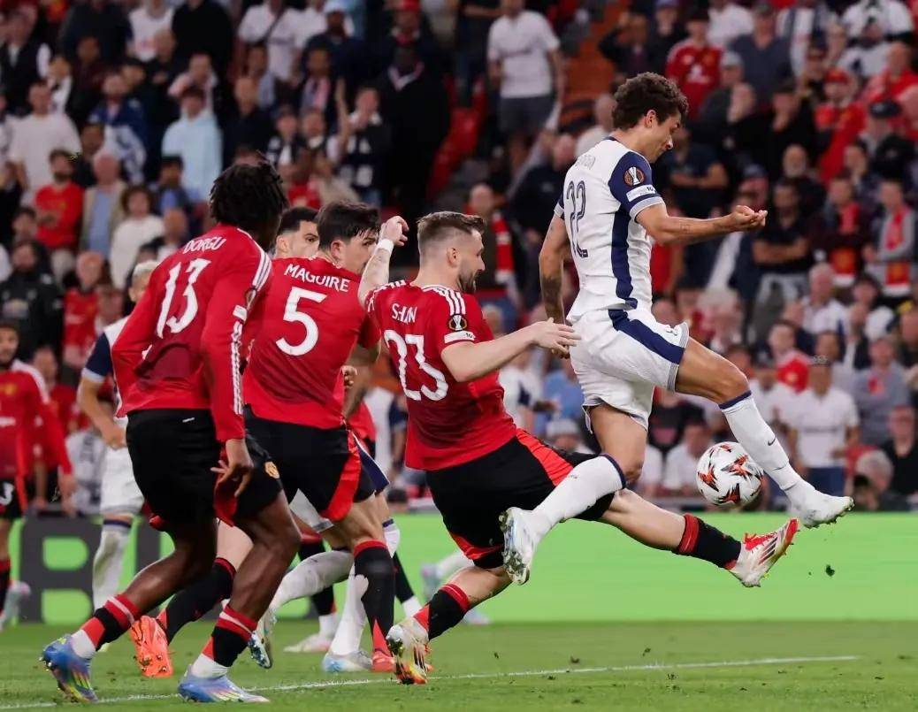 关于热刺神奇逆转,欧冠希望蓬勃发展的信息 关于热刺神奇逆转,欧冠希望蓬勃发展的信息