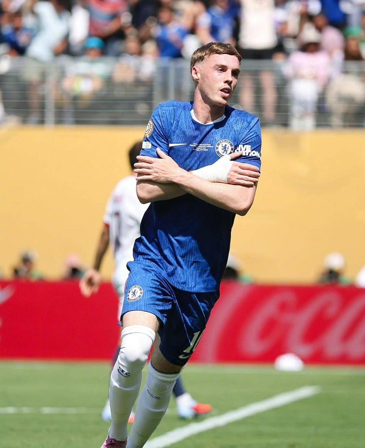 巴黎圣日耳曼球星因伤缺席关键比赛 巴黎圣日耳曼球星因伤缺席关键比赛