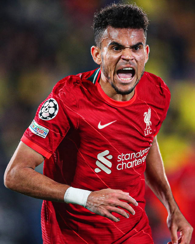 失球后逆袭反超,实现绝地反击 失球后逆袭反超,实现绝地反击