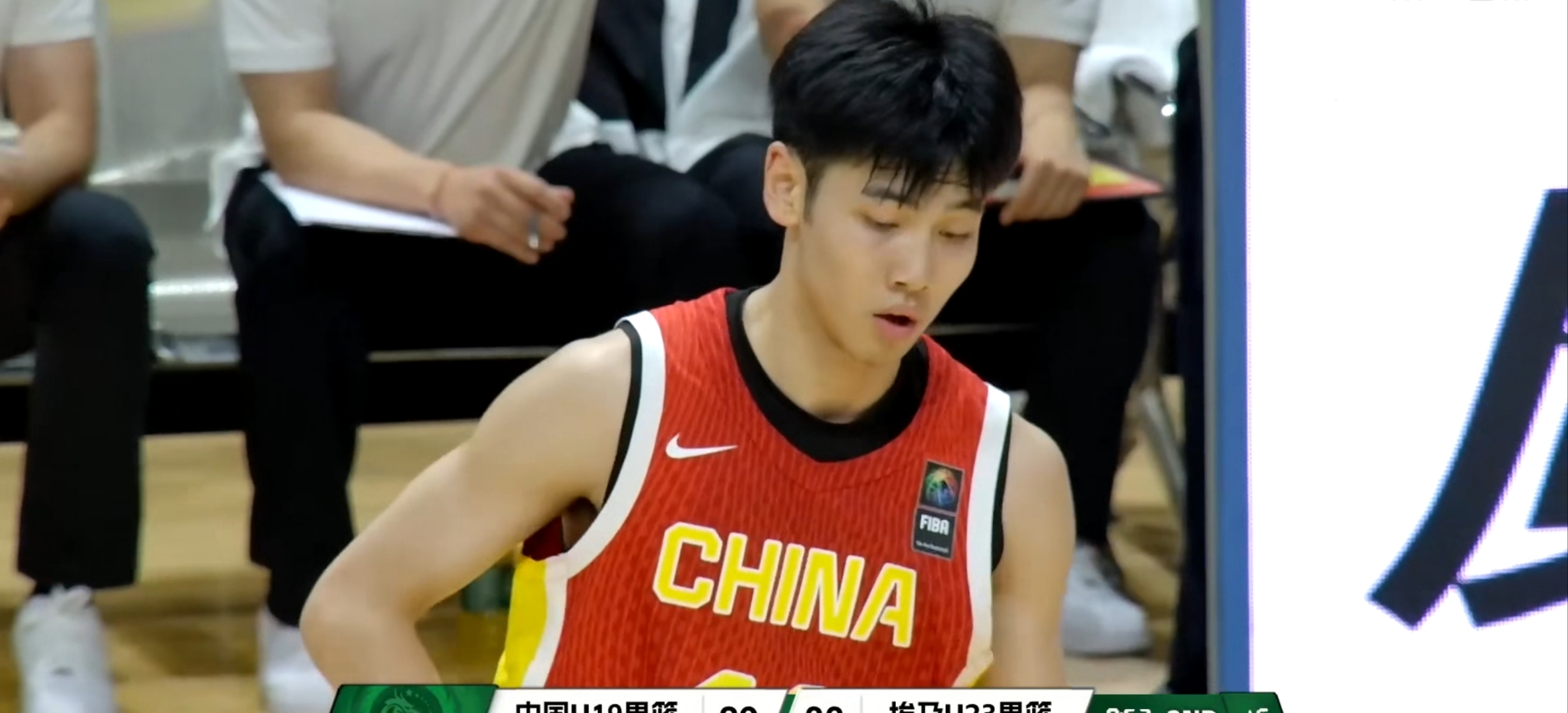 四川男篮以小分胜出,继续前进 四川男篮以小分胜出,继续前进