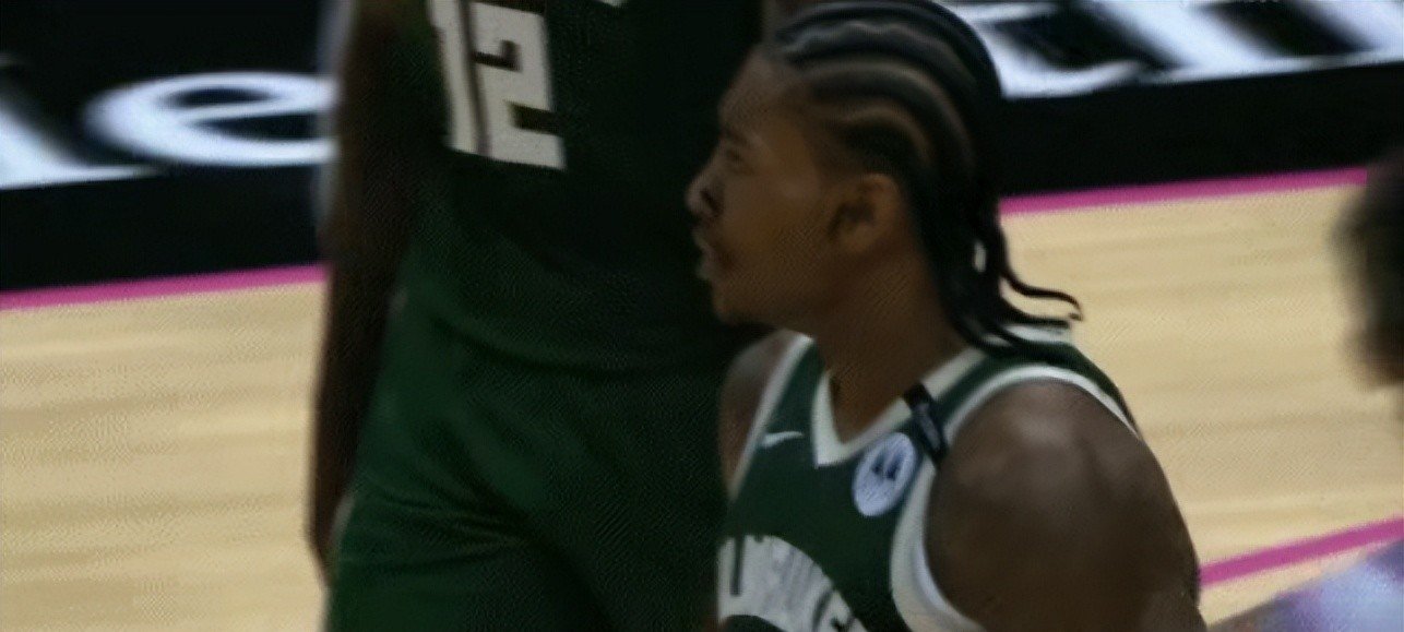 篮湖客场击败热火,浓眉表现抢眼的简单介绍 篮湖客场击败热火,浓眉表现抢眼的简单介绍