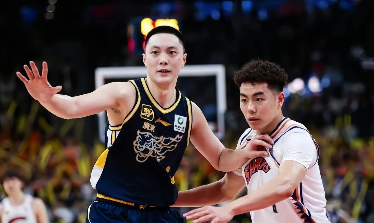 山东男篮迎战上海队,争夺季后赛资格 山东男篮迎战上海队,争夺季后赛资格