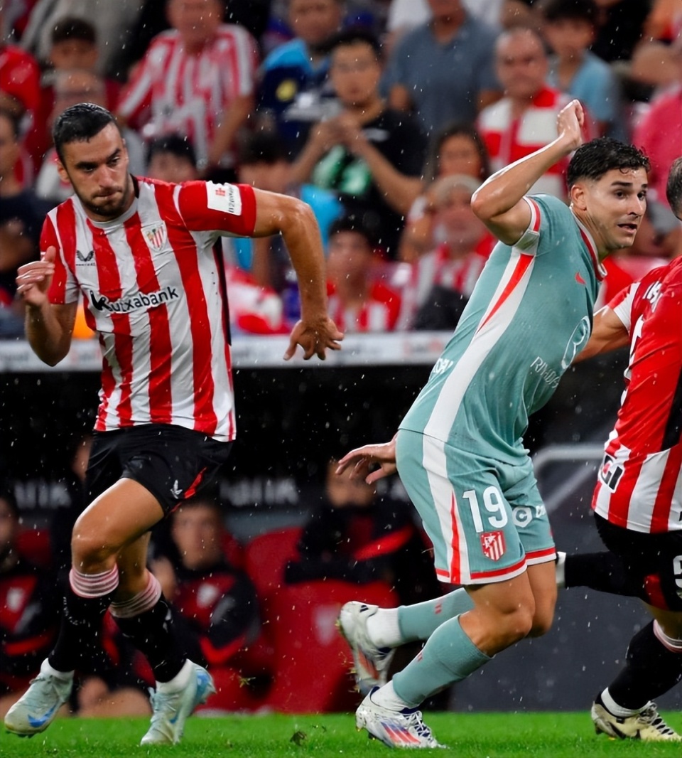 塞内加尔力克墨西哥，阿尔瓦雷斯状态火热