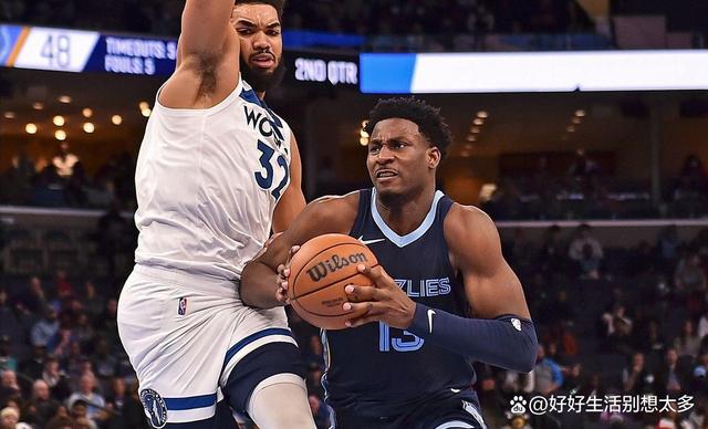 公牛逆转灰熊，拉文全场砍下25分再次成为最佳