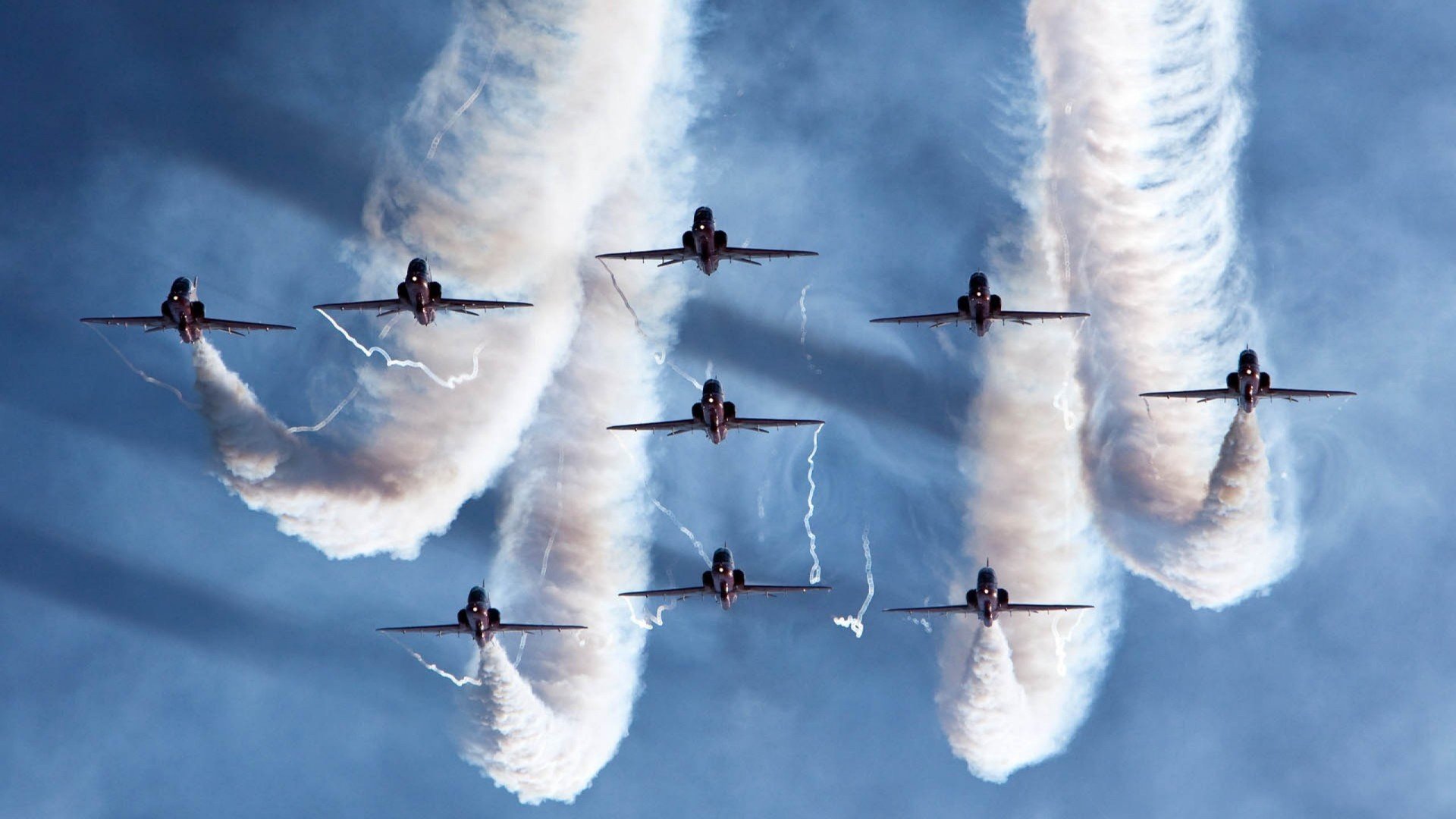 疆晋鏖战与大帝登基，篮球世界中的胜利共鸣