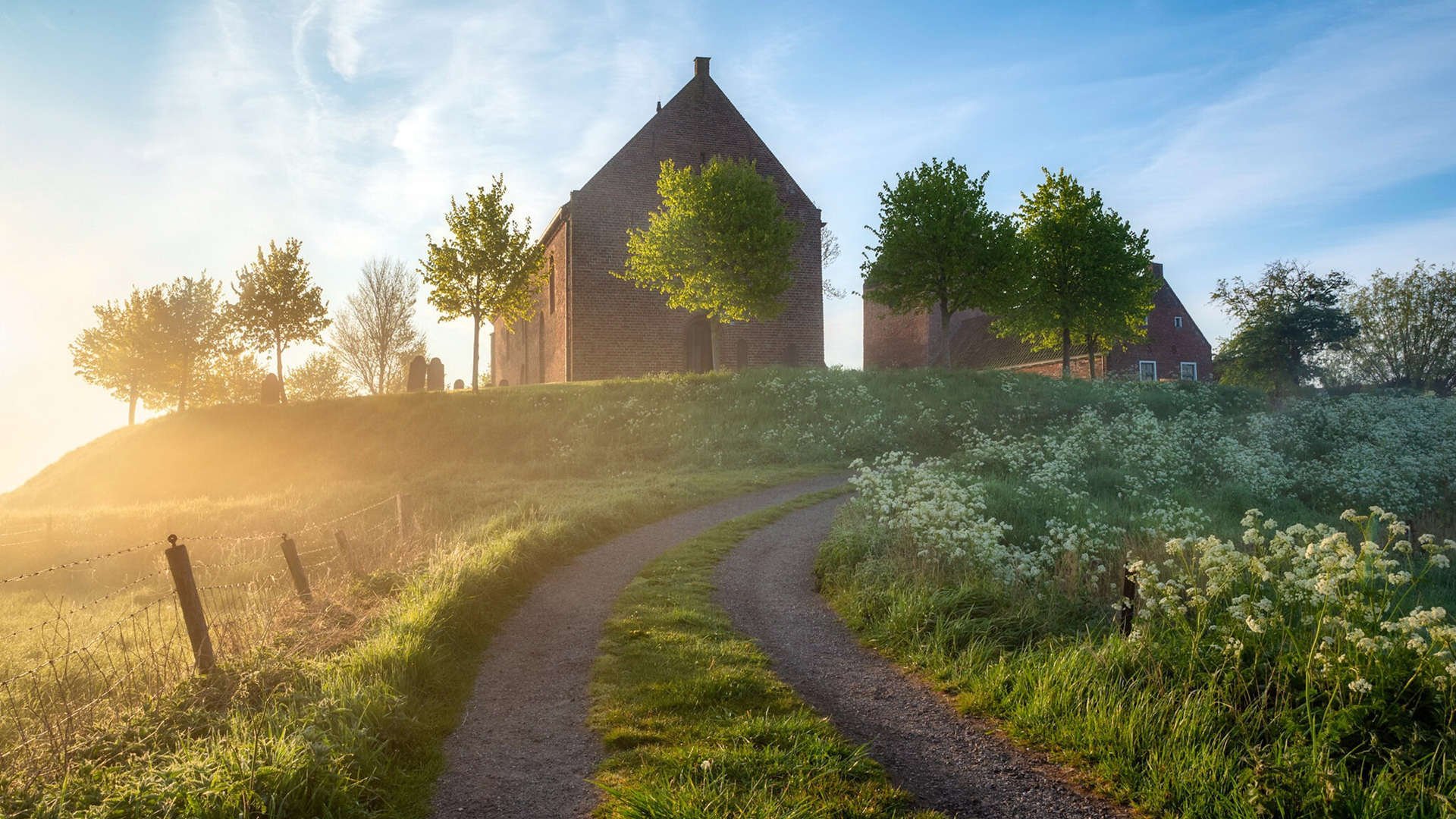 哈利伯顿关键发挥，鹈鹕力克快船获重要胜利